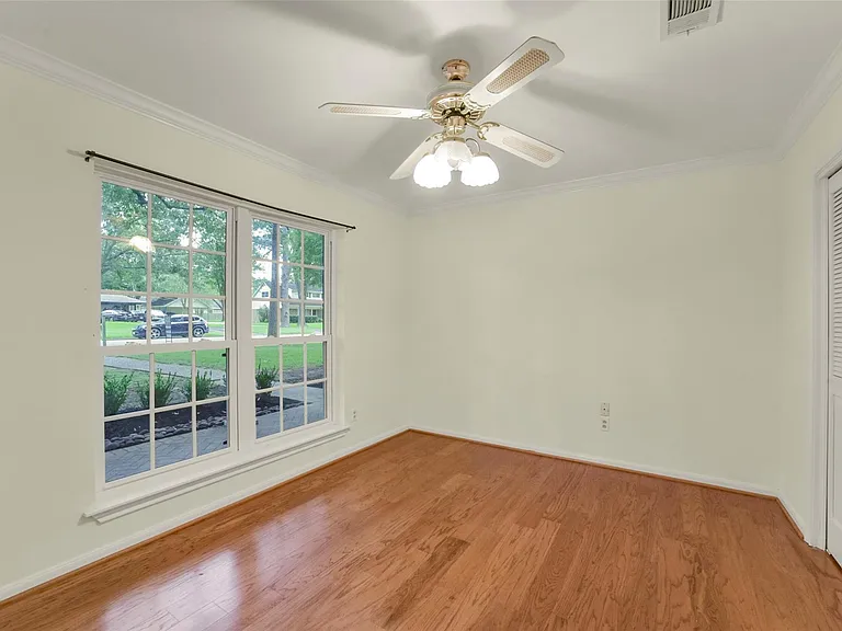 110 Hillcrest Dr — Photo 24