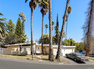 18101 Karen Dr, Tarzana, CA 91356