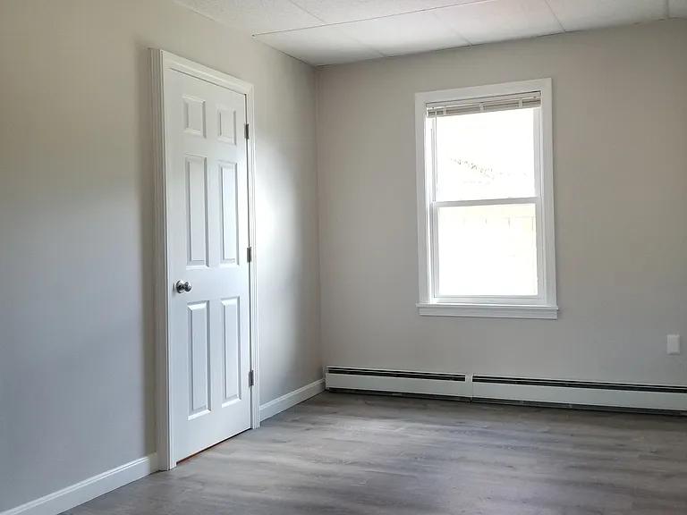 15 Walnut St — Photo 14