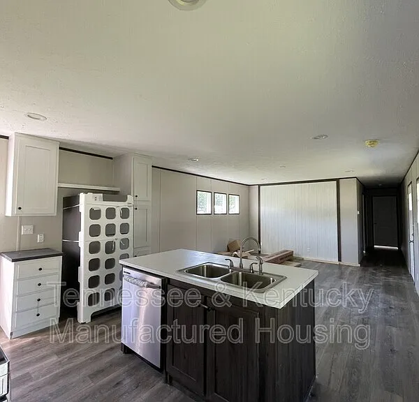106 Cumberland Ln — Photo 2