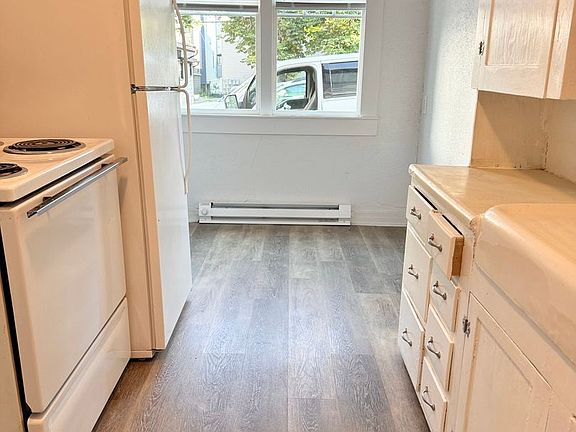 5th image of 621 S Adams St #627-3