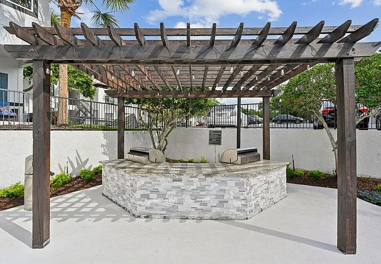 The Laurel at Altamonte — Photo 36