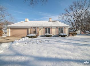 54 Pembrooke Rd, Montgomery, IL 60538