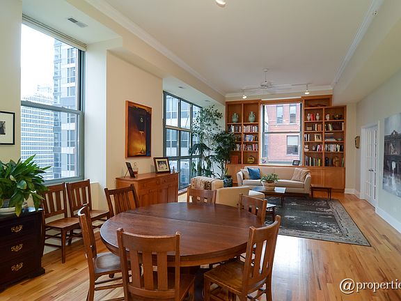 Living Room/Dining Room