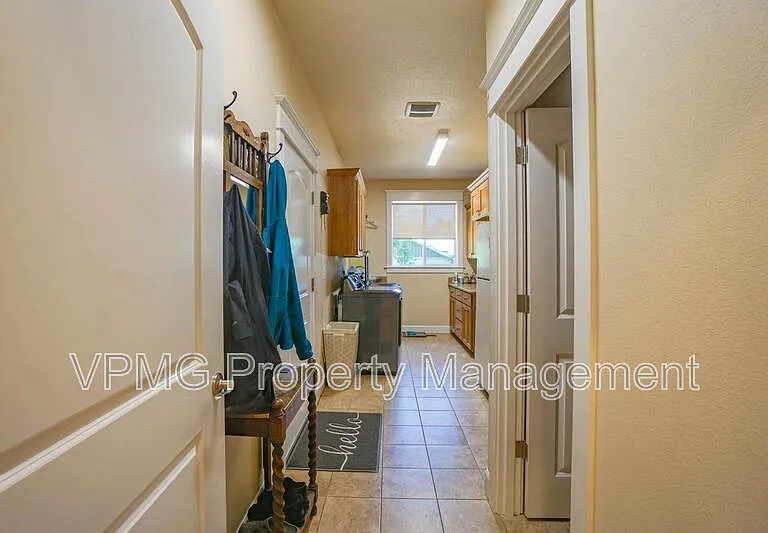 23517 NE 68th St — Photo 16