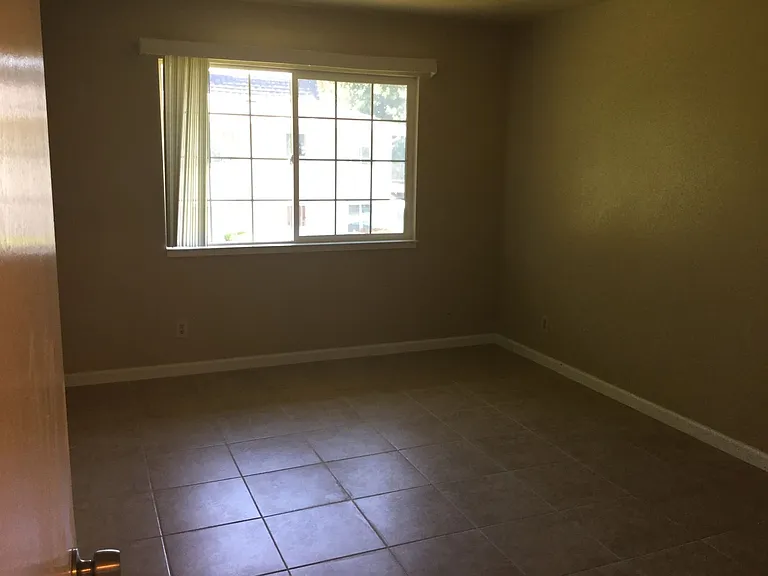 1329 Southwest Blvd #B — Photo 20