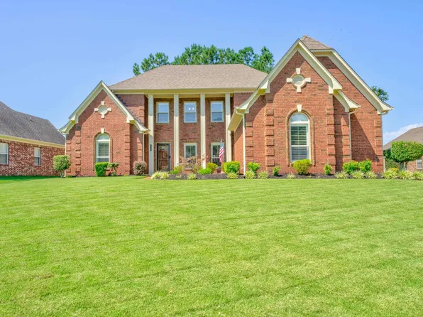 9025 Carriage Creek Rd, Arlington, TN 38002