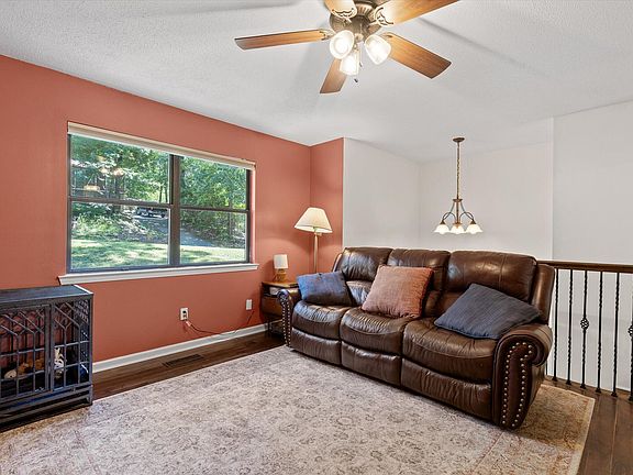 5th image of 1609 Wendy Cir