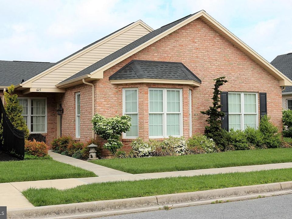 1st image of 627 Tudor Dr