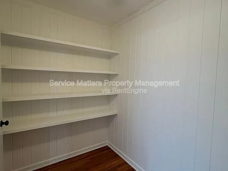 3543 Bayou Blvd — Photo 17