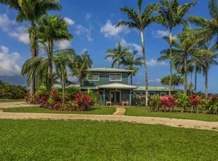 5276 Kahiliholo Rd #J, Kilauea, HI 96754