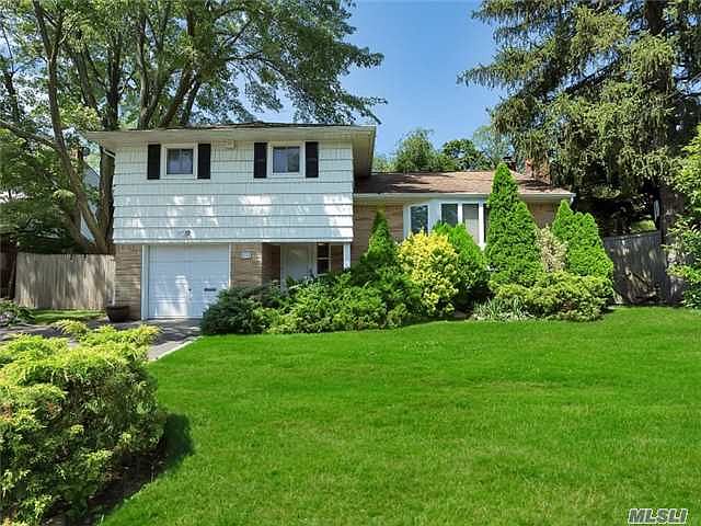 1st image of 27 Kirkwood Dr