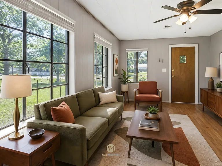 705 Florence St — Photo 4