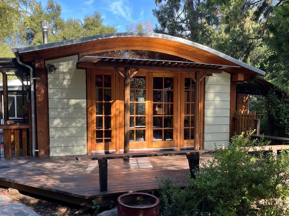 1417 Old Topanga Canyon Rd