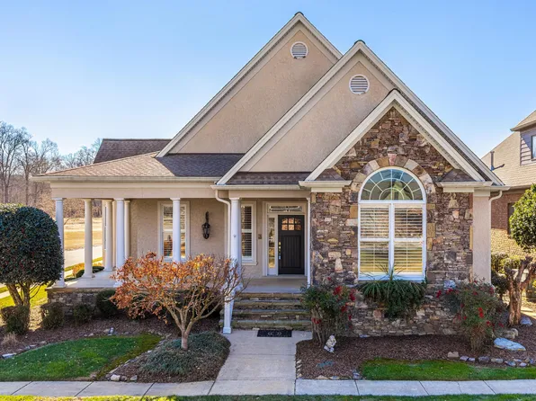 8534 Gentle Mist Cir, Ooltewah, TN 37363