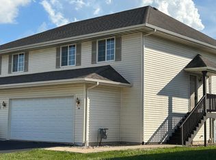 518 Fuller Ln, Belvidere, IL 61008