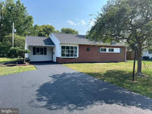 144 Silver Spring Rd, Landisville, PA 17538