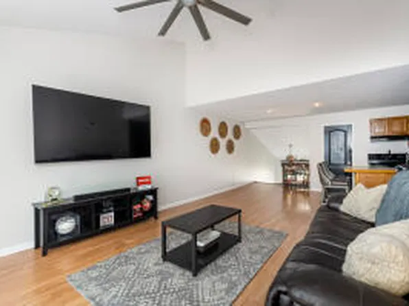 5311 Country Club Ln, Burlington, KY 41005