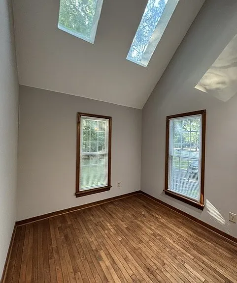 14604 Mill Spring Dr — Photo 9