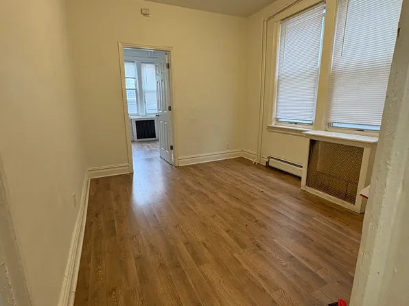 350 Danforth Ave #2, Jersey City, NJ 07305