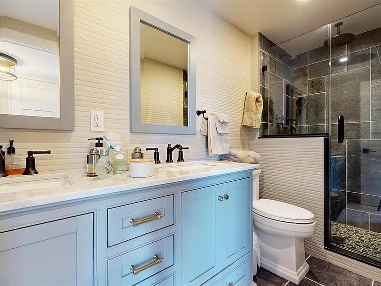 2700 Atlantic Ave #701 — Photo 16