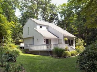 9 E Crisman Rd, Hardwick, NJ 07825