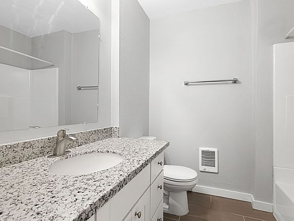 4th image of 4125 NE 82nd Ave #964-4147
