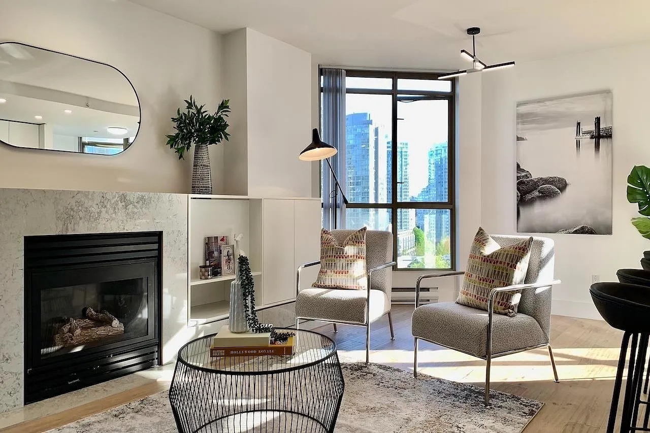 2 bed, 1082 sqft, $4,000 — Photo 1