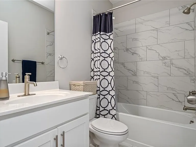 2641 Blackburn Ct — Photo 22
