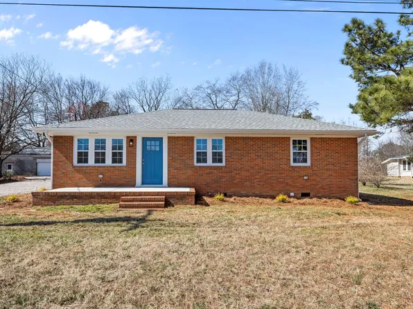 720 S Wakefield St, Zebulon, NC 27597