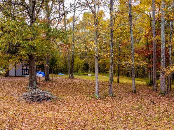 211 Stevenson Rd, Starr, SC 29684