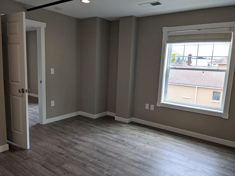 301 W North Bend Way #201 — Photo 7