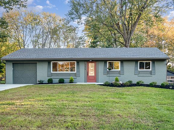 2nd image of 9375 Greenhedge Ln