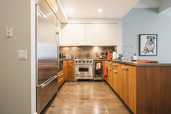 Sold by Harmonycity Corp. | media 6