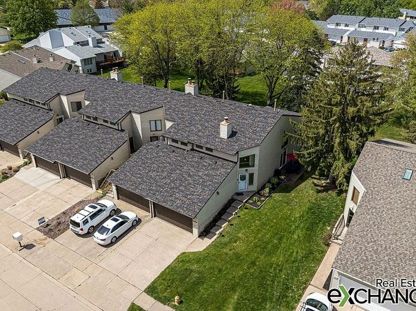 4062 Prairie Ln, Bettendorf, IA 52722