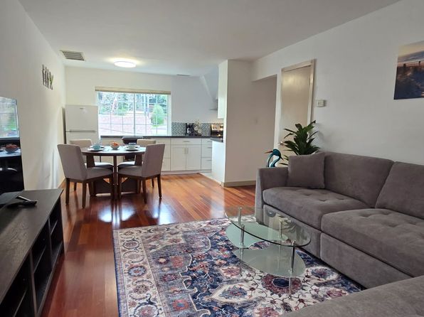 301 Poplar St APT 2
