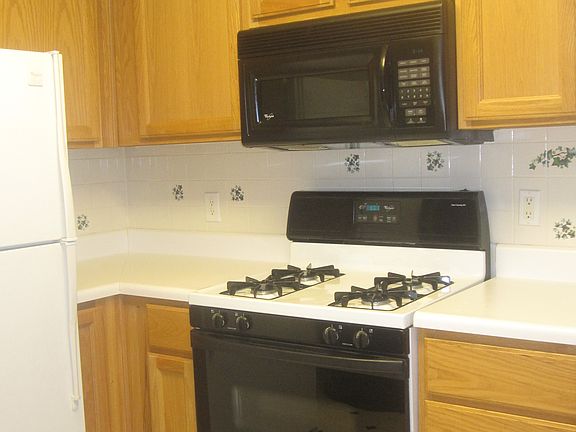Another view of kitchen