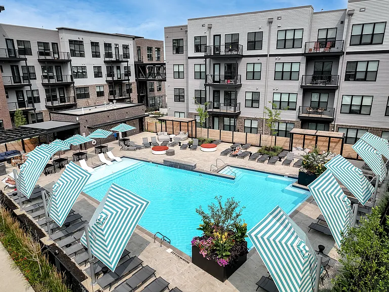 The Thomas Courtyard and Pool