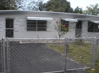 1221 N 57th Ave, Hollywood, FL 33021