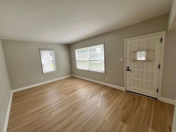3rd image of 503 Meade Ave
