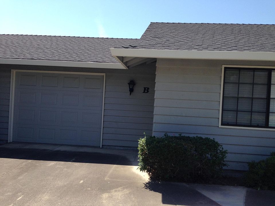 FRONT VIEW OF UNIT
