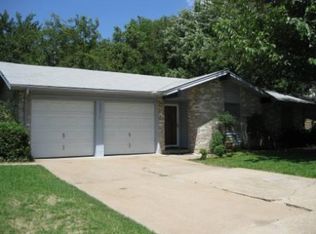 1207 Marlee Ln, Arlington, TX 76014