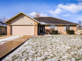 601 S Ashwood Ct, Nixa, MO 65714