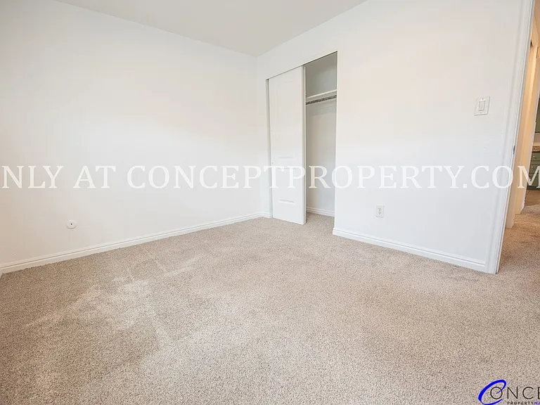 466 E Woodland Ave — Photo 11