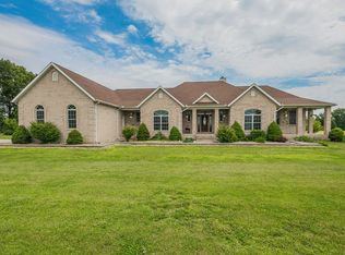 15948 Circle M Rd, Sesser, IL 62884