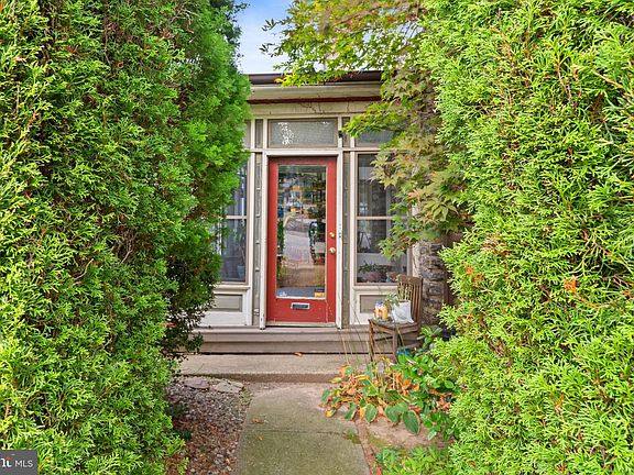 5th image of 1635 Spring Ave