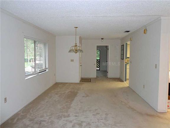 2nd image of 607 Summerhill Ct APT D
