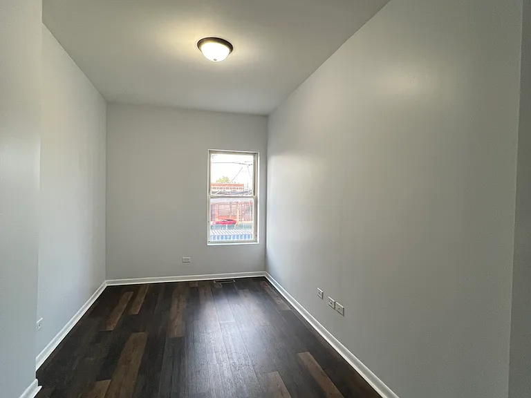 2722 W Maypole Ave #2722 — Photo 9