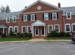 4666 36th St S #A, Arlington, VA 22206