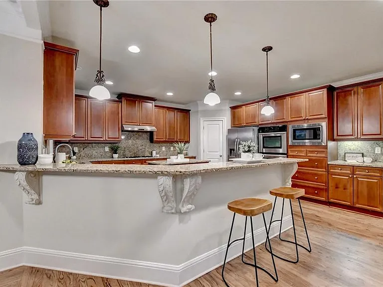 9848 Talisman Dr — Photo 24